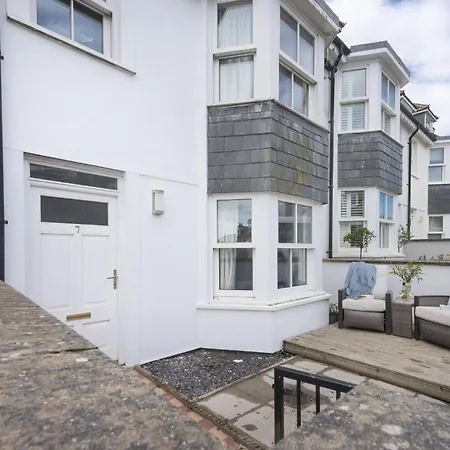 7 Wheal Ayr, * St Ives (Cornwall)
